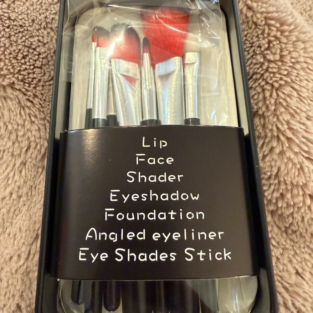 7 Pc Black Hello Kitty Makeup Brush Kit, Hello Kitty Makeup Brushes